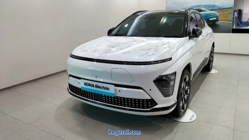 Spesifikasi Harga Fitur Hyundai Kona Electric